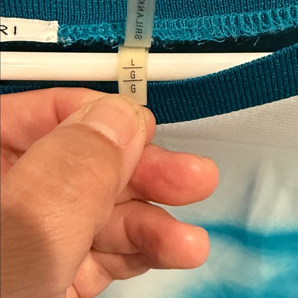 T Tahari Teal and White Blouse - Picture 4 of 4